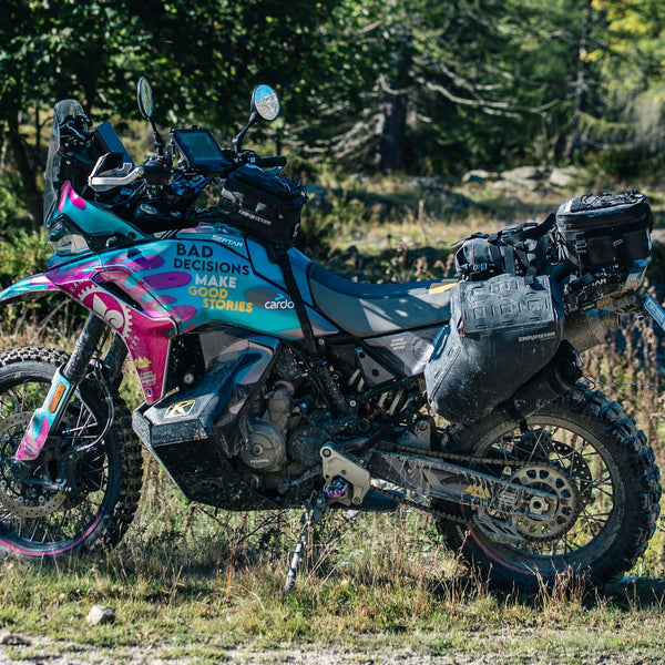 Rolltops vs Zippers: What Actually Makes Motorcycle Luggage Waterproof