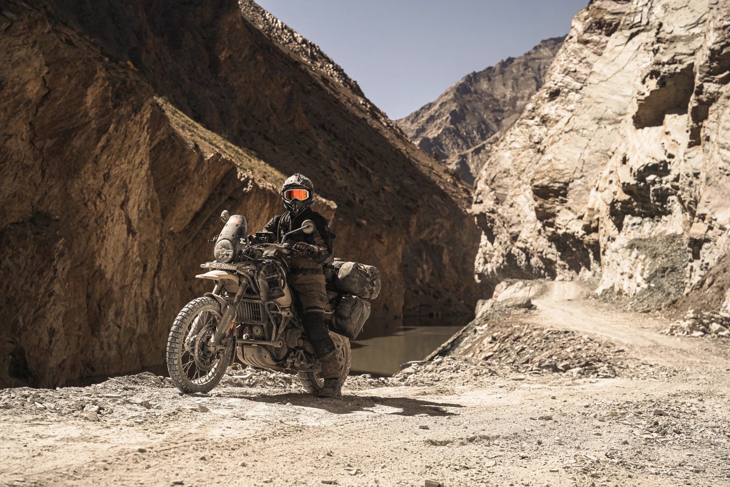 WATER, DUST, <br> MUD & SNOW PROOF